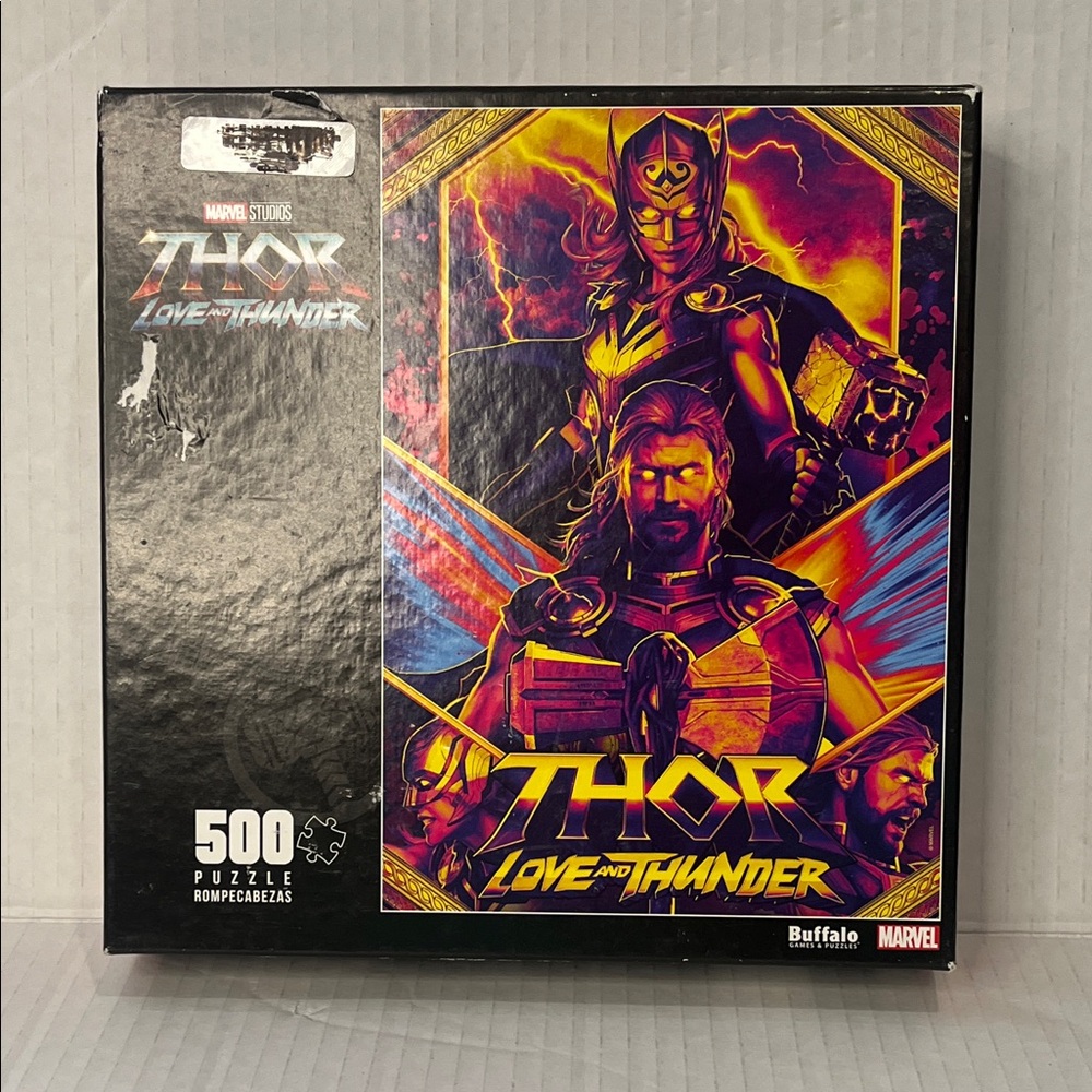 Marvel Thor Love and Thunder 500 Pc Puzzle - Black and Yellow